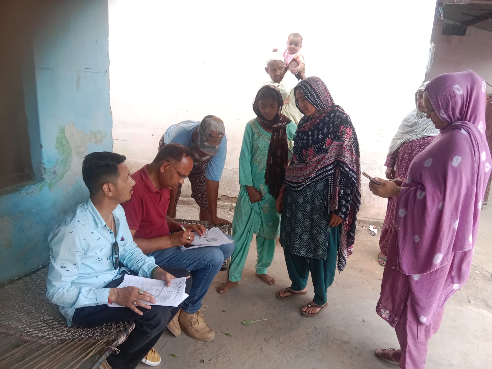 मनिहारगोठ में राशन कार्डों का भौतिक सत्यापन अभियान