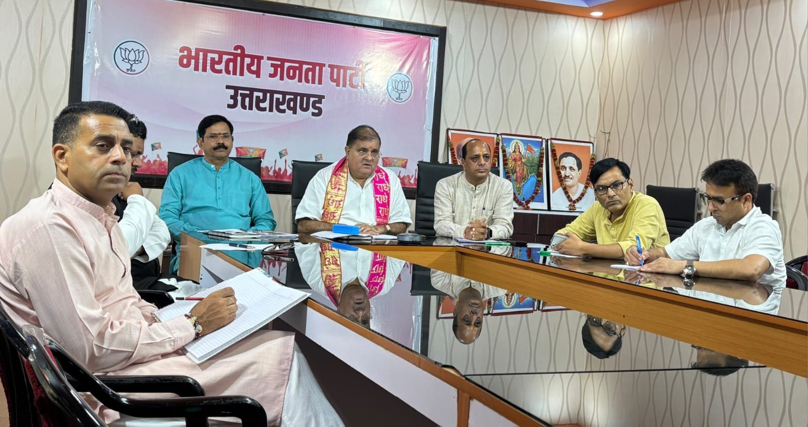 भाजपा मीडिया टीम की बैठक में मिशन 2027 की रणनीति पर मंथन