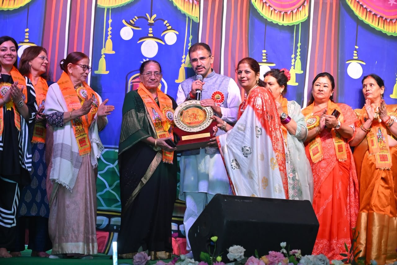 मातृ-शक्ति दिवस पर महिलाओं का सम्मान